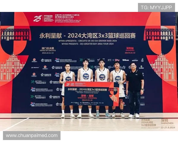 深圳篮球队在精英赛中的灵活性表现分析与战术探讨 深圳篮球队在精英赛中的灵活性表现分析与战术探讨